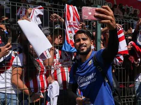 Miguel Ponce se lanza contra afición de Chivas