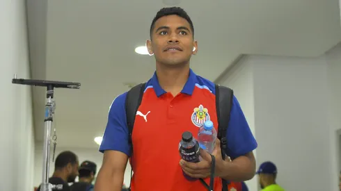 Chivas confirmó que Sepúlveda fue operado con éxito.