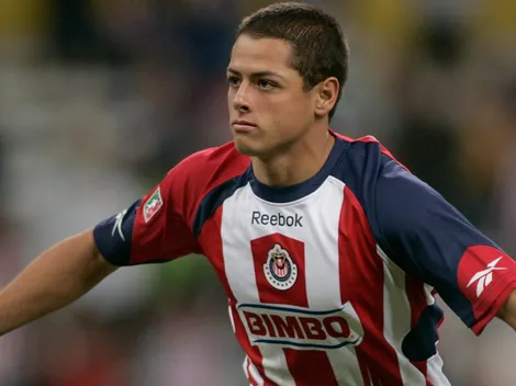 La última alineación de Chivas con Chicharito