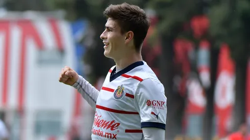 Afición le exige a Veljko Paunivic subir a Armando González al primer equipo de Chivas.