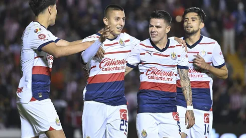 Roberto Alvarado vuelve a una convocatoria de Selección México tras ser clave en Chivas para clasificar directo a Liguilla