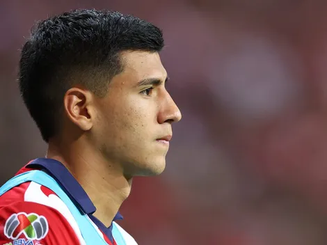 Chivas dio a conocer la dura lesión que tiene Raúl Martínez
