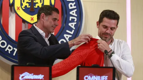 ¡UNA CATÁSTROFE! La última vez que Chivas tuvo a un técnico tan joven en el banquillo