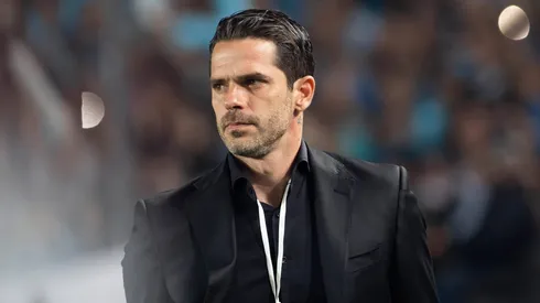 Filtran primera foto de Fernando Gago con ropa de Chivas.