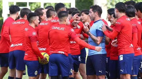 Guadalajara trabaja este lunes en Verde Valle con Chicharito, para enfrentar el martes a Toluca