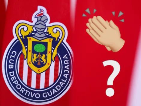 Recibió más ovaciones que leyendas del Rebaño al abrazar a Chicharito, ¿de quién se trata?