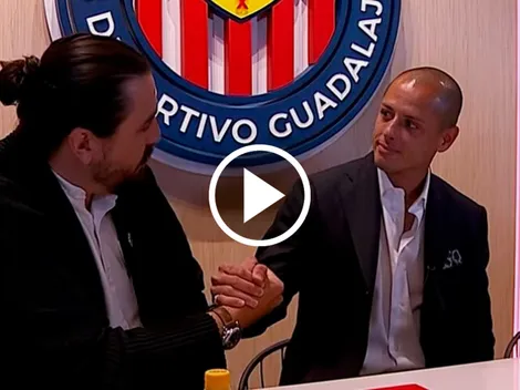 Así firmó Chicharito Hernández su regreso a Chivas
