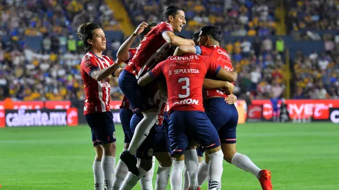 Chivas quiere dar el golpe en su visita a Tigres.