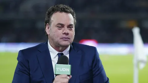 David Faitelson apunta contra Chivas.