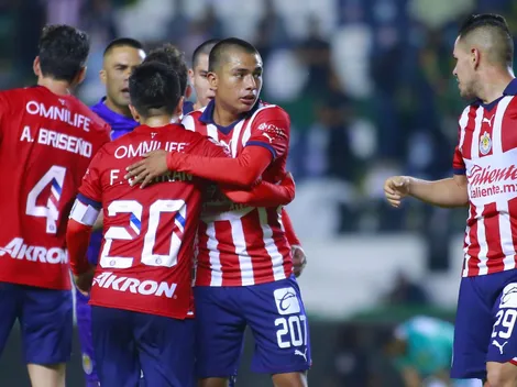 Probable alineación de Chivas ante Santos