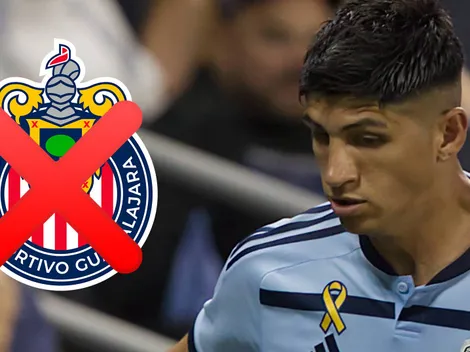 Alan Pulido rompió el silencio y reveló por qué no llegó a Chivas