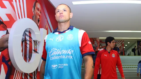 Chicharito va con todo por un lugar dentro del 11 estelar.