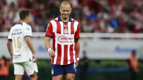 Ex-Chivas habló de Chicharito Hernández.