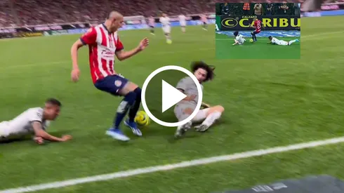 Roberto Alvarado superó a Robert Ergas y César Huerta para el gol de Víctor Guzmán