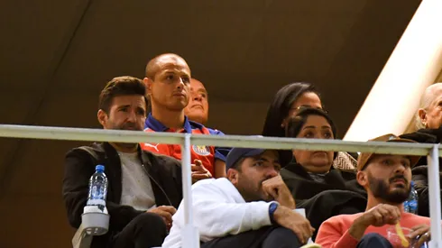 Chicharito acapara miradas.