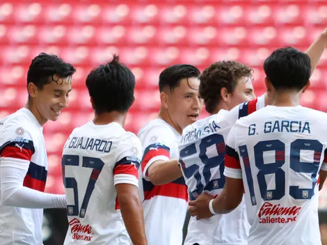 El debut que podría tener Chivas ante Pumas