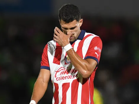 Chivas saludó a Daniel Ríos por su cumple años y la afición estalló