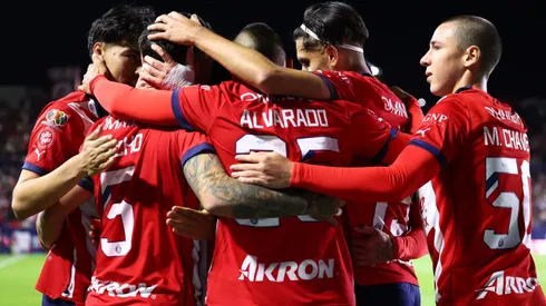 El plantel de Chivas no regresa este lunes a Guadalajara y viajará directo a Canadá