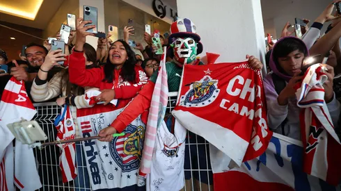 Una multitud acudió a apoyarlos.