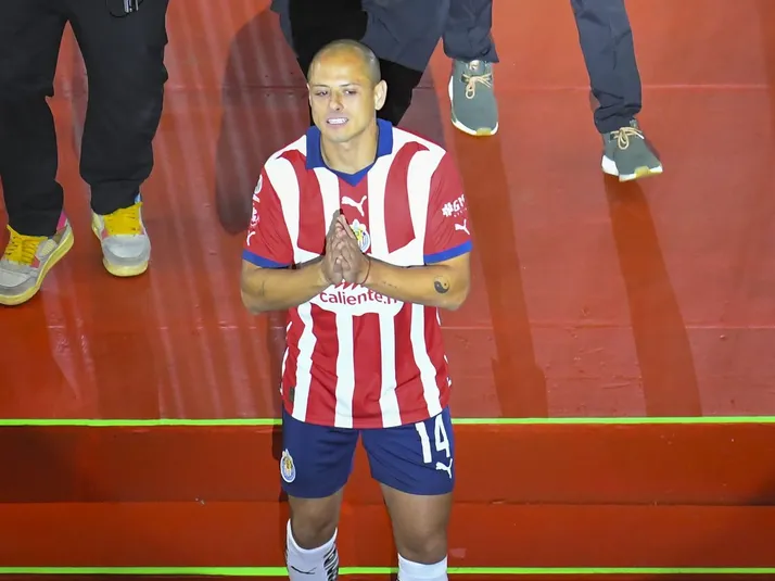 Valdano aplaude decisión de Hierro por fichar a Chicharito