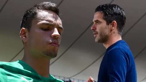 Afición le exige a Gago que Whalley sea titular.