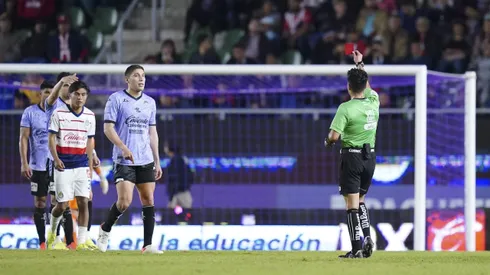 El silbante que perjudicó al Guadalajara en Mazatlán regresa para este partido en Monterrey