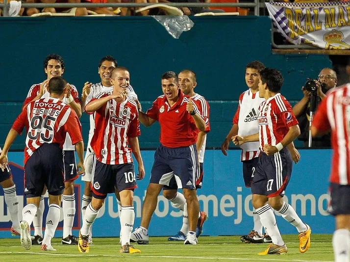 Apuntaba a la gloria con Chivas, pero ahora juega amateur en Estados Unidos