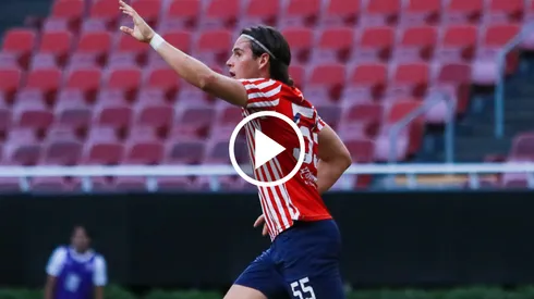 Teun Wilke levanta la mano con esa genialidad para presionar su llamado a Chivas