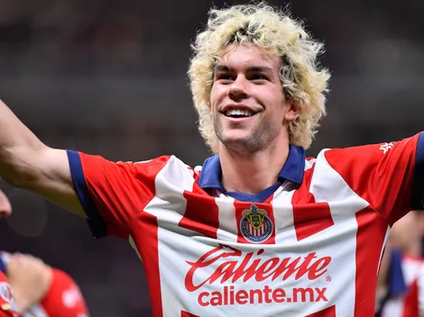 Cade Cowell tuvo visita de un exjugador y campeón con Chivas