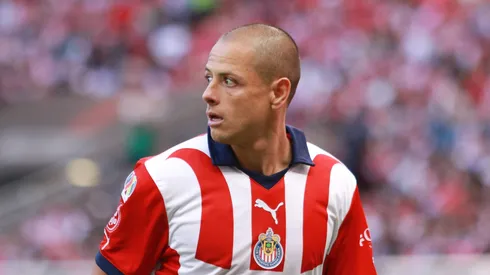 Chicharito Hernández va desde el inicio en Chivas vs. América.