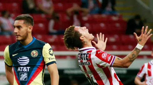 Chicote ya juega en el otro bando.