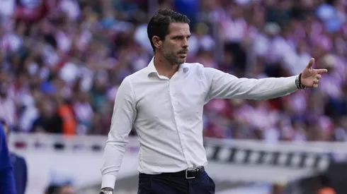 Gago habló enojado en conferencia de prensa.