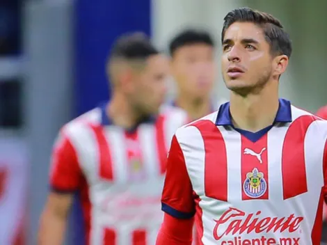 Cone Brizuela defiende a Chicharito y expone a Emilio Azcárraga