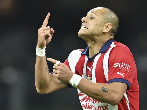 La deuda de Chicharito que puede saldar en el Clásico Nacional