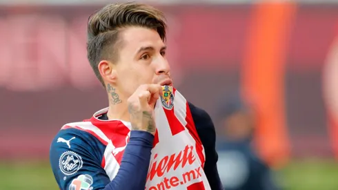 Chicote pasó de besar el escudo de Chivas a declararse fan de América.