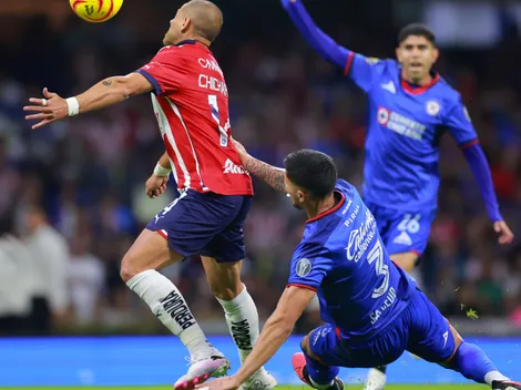 Este fue el mensaje de Carlos Salcedo a Chicharito Hernández