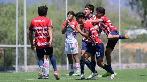 Chivas derrotó a Necaxa con autoridad y avanzó a la Gran Final del Clausura 2024 Sub16