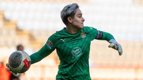 Blanca Felix afirmó que se quiere retirar en Chivas Femenil.