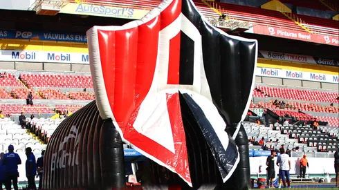 Chivas se hará cargo del Estadio Akron.