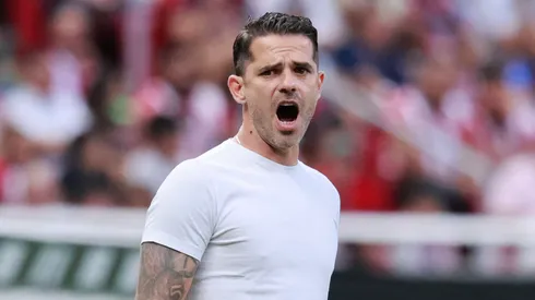 Afición de Chivas por la formación de Fernando Gago.