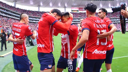 Figura y líder de Chivas, con un pie fuera del Rebaño
