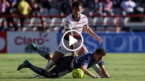 Alan Mozo frenó a Idrissi.