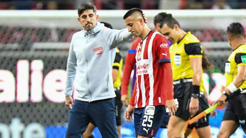 Piojo Alvarado culpó a Paunovic.