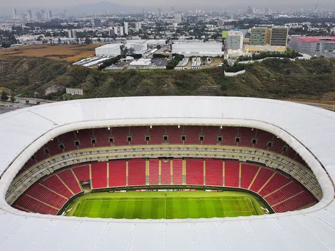 Estadio Akron se oscureció durante eclipse solar