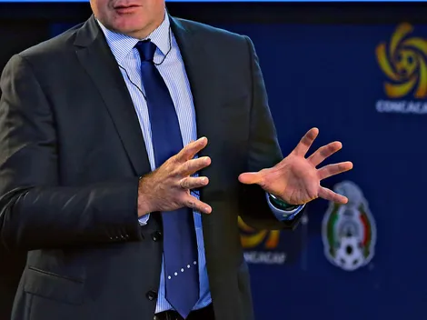 Candidato para suplir a Fernando Hierro en Chivas ya fue descartado