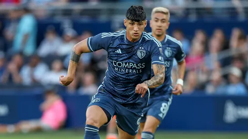 ¿Alan Pulido vuelve a Chivas?