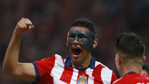 Tiba Sepúlveda dio importante noticia a Chivas sobre su renovación