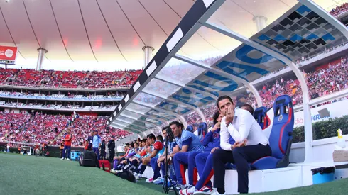 Sin duda Gago tiene más variantes que Paunovic.