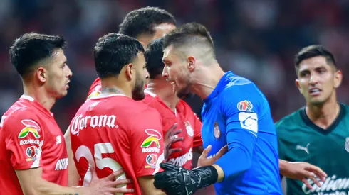Toluca fue eliminado por Chivas tras un ríspido encuentro.