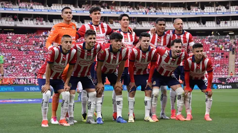 Así formaría Chivas vs. América.